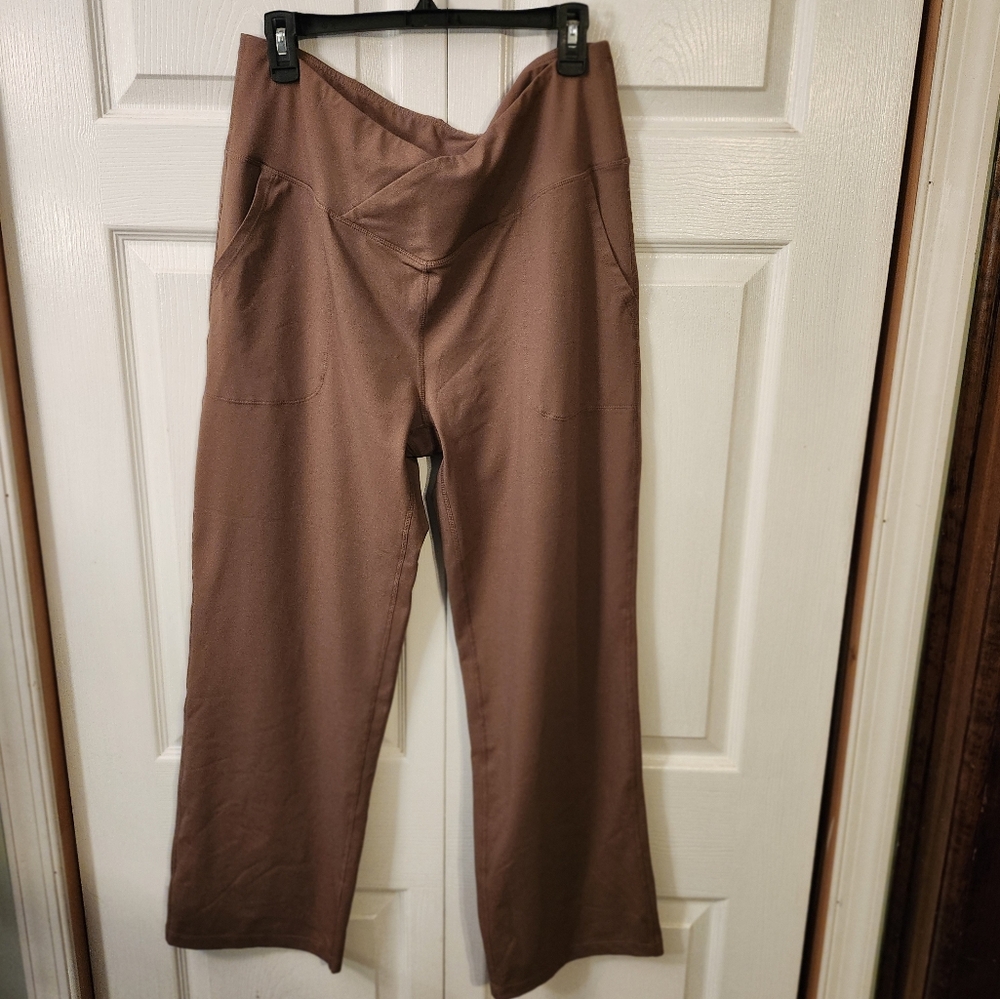 BALEAF Crossover High Waisted Wide Leg Yoga Active Workout Pant in Cocoa Size 2X